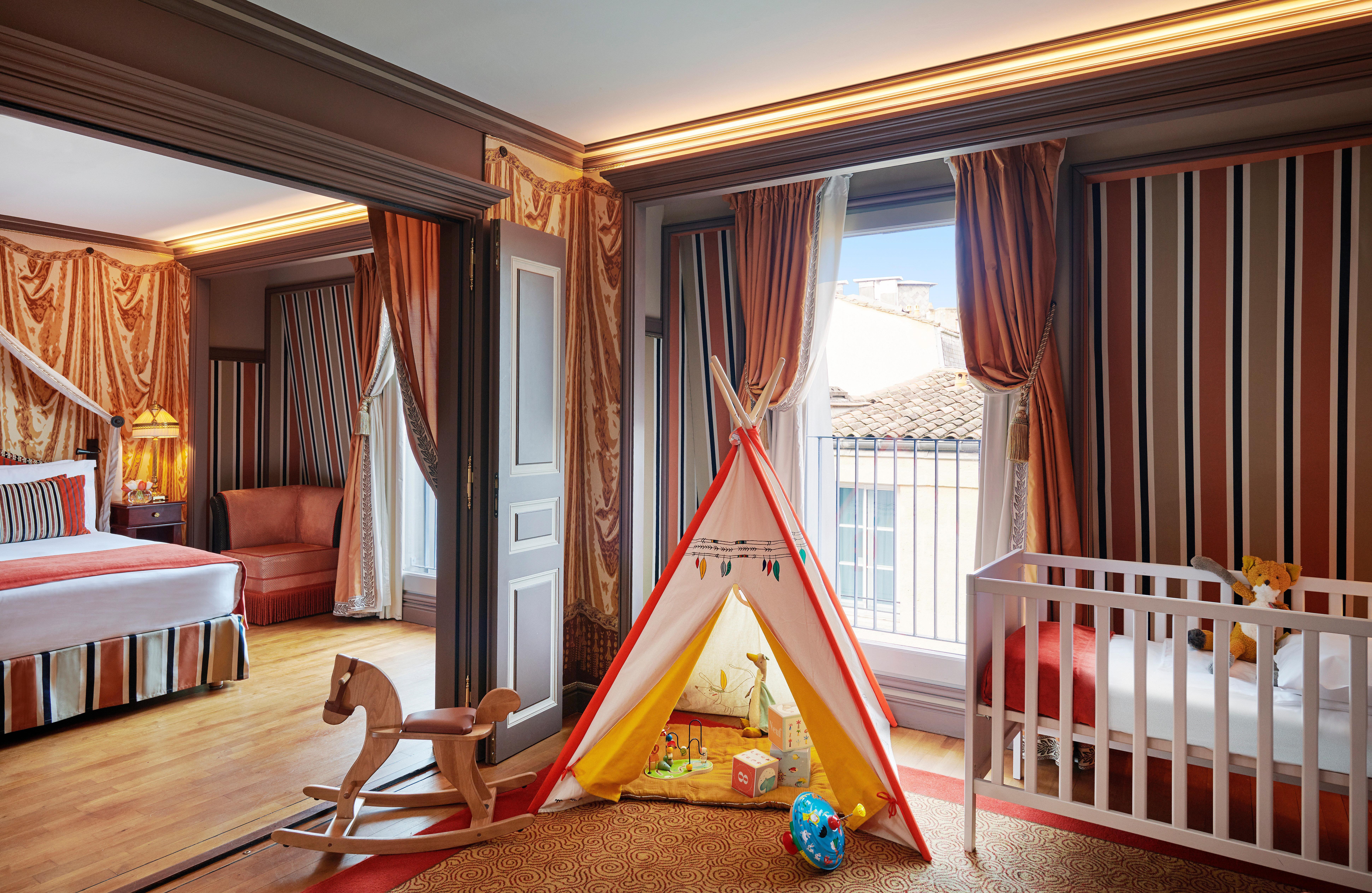 อินเตอร์คอนติเนนตัล บอร์โด เลอ กร็อง โฮเต็ล Hotel ภายนอก รูปภาพ Family Suite