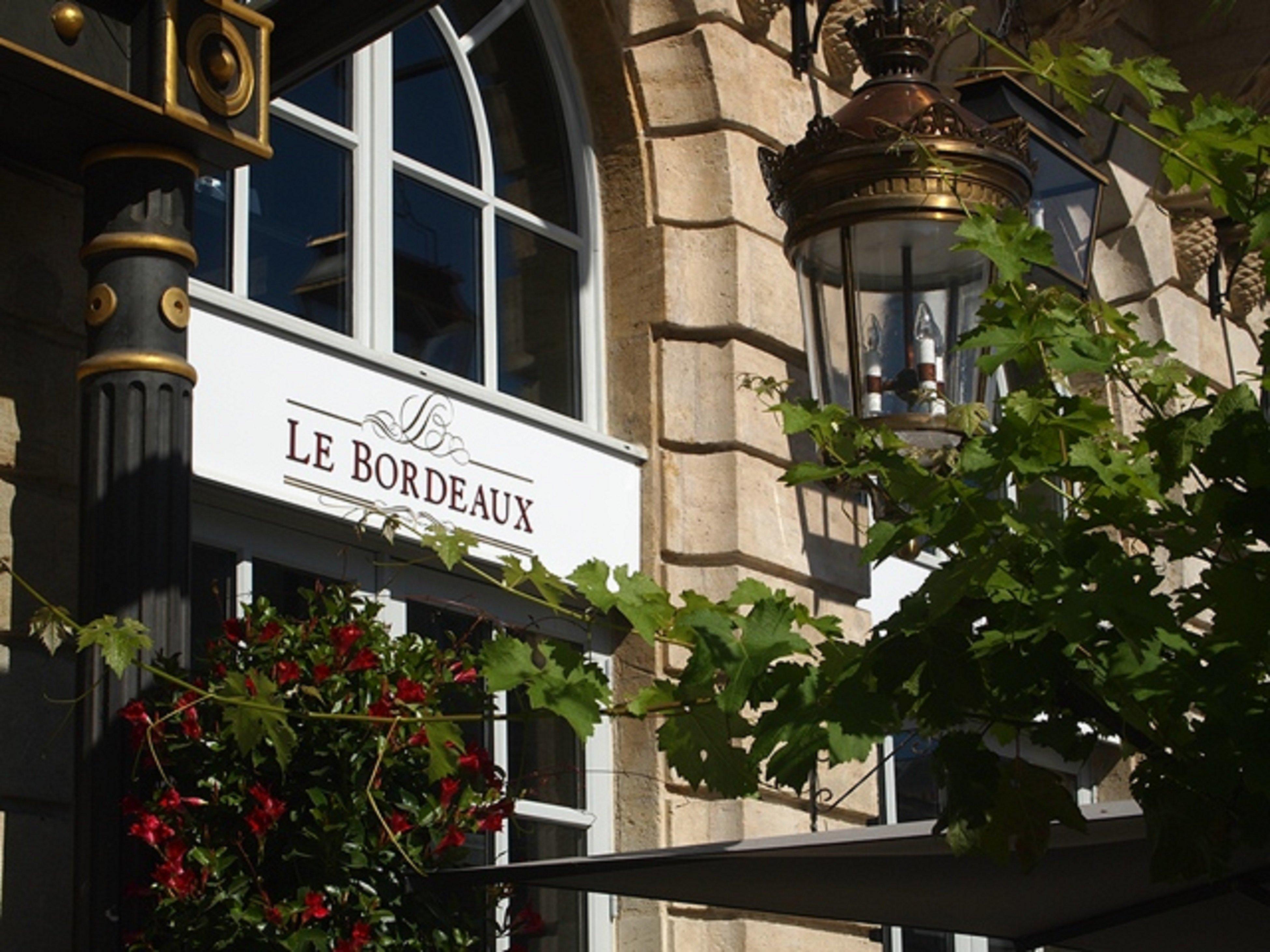 อินเตอร์คอนติเนนตัล บอร์โด เลอ กร็อง โฮเต็ล Hotel ภายนอก รูปภาพ Le Bordeaux