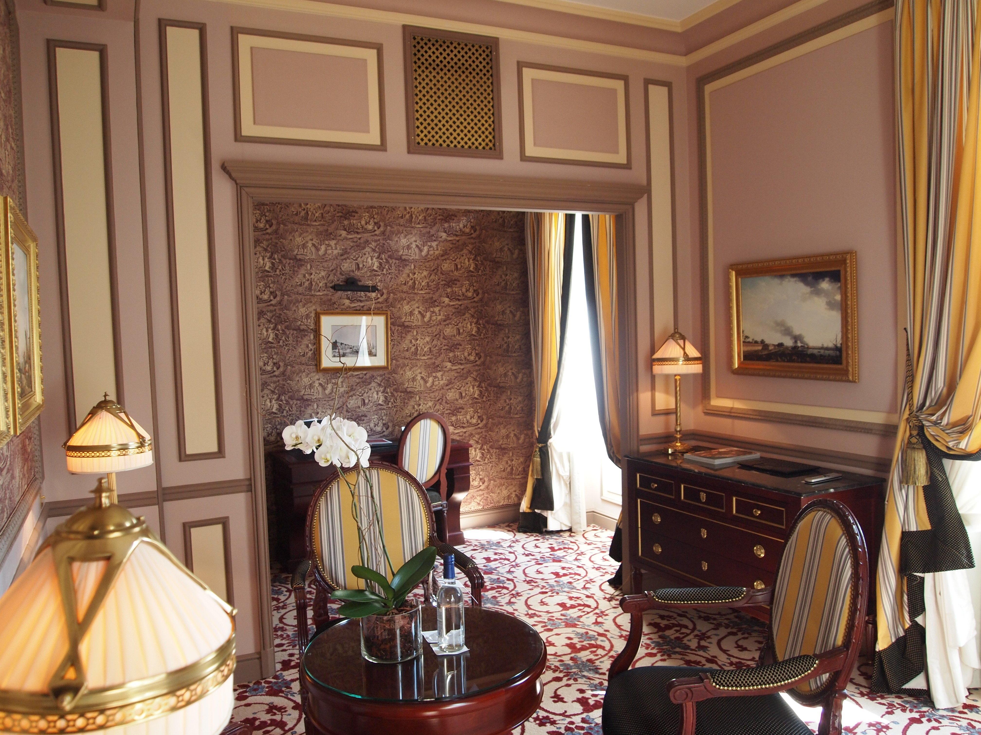 อินเตอร์คอนติเนนตัล บอร์โด เลอ กร็อง โฮเต็ล Hotel ภายนอก รูปภาพ A suite at the hotel