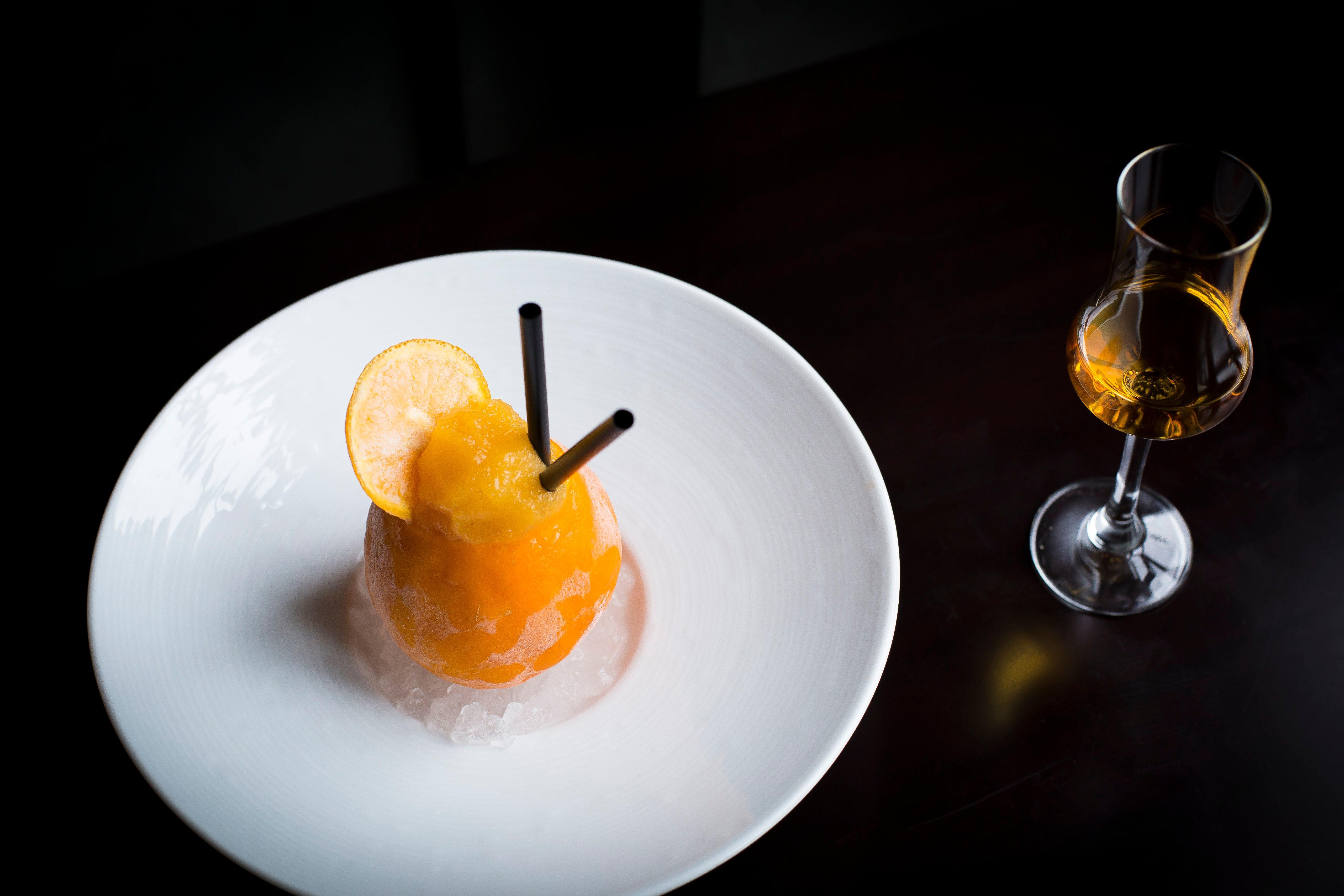 อินเตอร์คอนติเนนตัล บอร์โด เลอ กร็อง โฮเต็ล Hotel ภายนอก รูปภาพ A glass of orange sorbet
