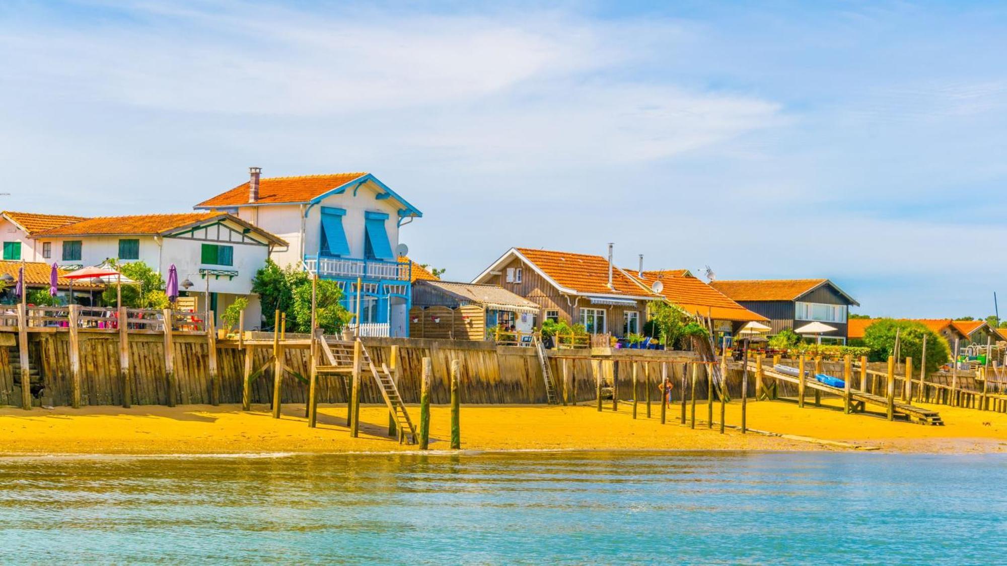 อินเตอร์คอนติเนนตัล บอร์โด เลอ กร็อง โฮเต็ล Hotel ภายนอก รูปภาพ The port of Oléron