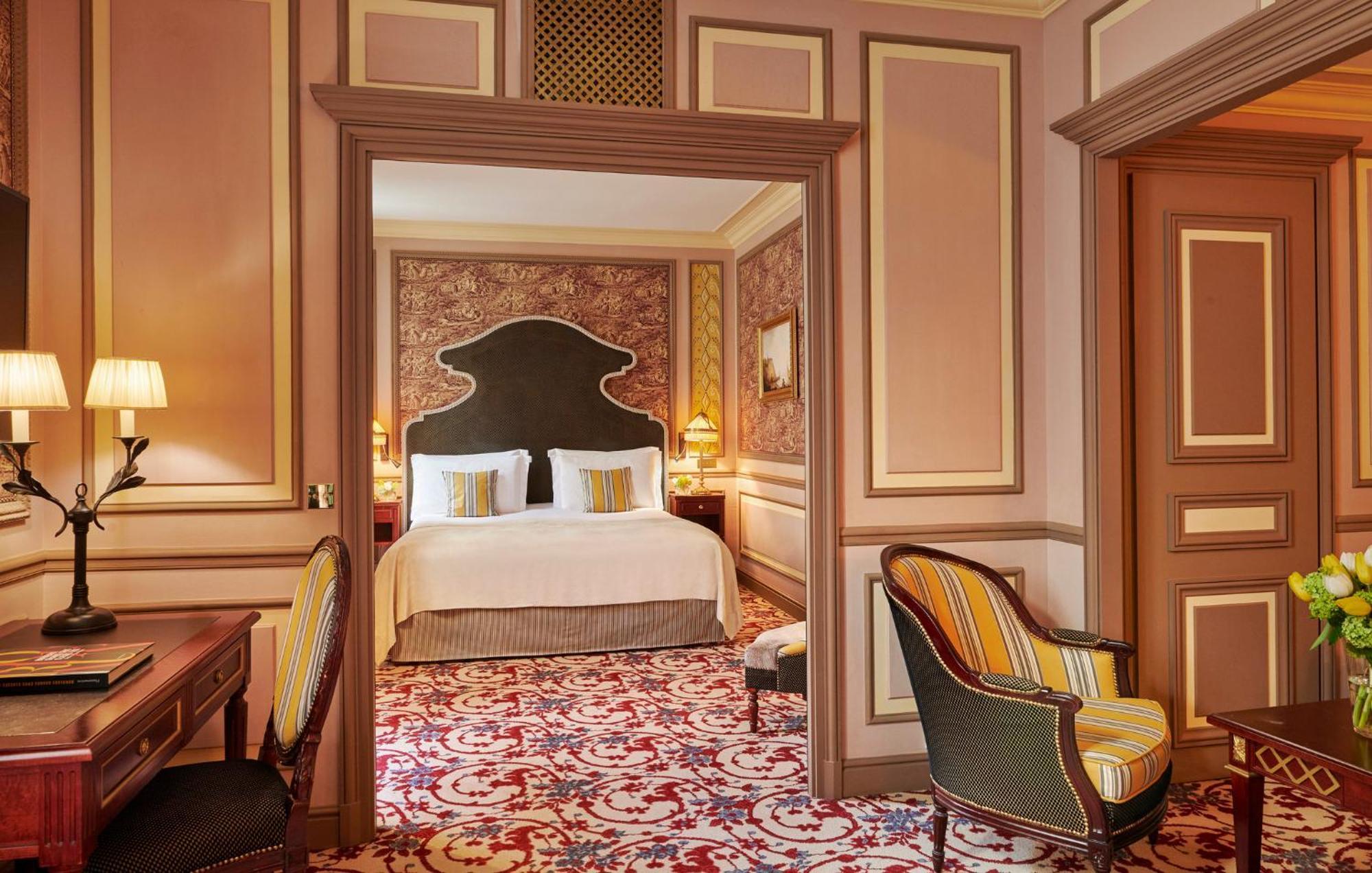 อินเตอร์คอนติเนนตัล บอร์โด เลอ กร็อง โฮเต็ล Hotel ภายนอก รูปภาพ Suite at the Mandarin Oriental, Paris